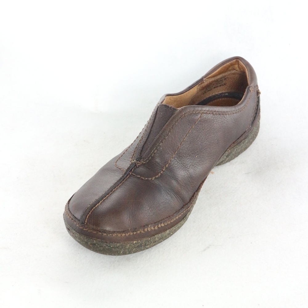 Clarks Artisan Brown Slip On Split Toe Loafers - image 3